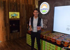 Paul Mastronardi with the Best Organic Product Award fort he Sunset Organic Angel Sweet